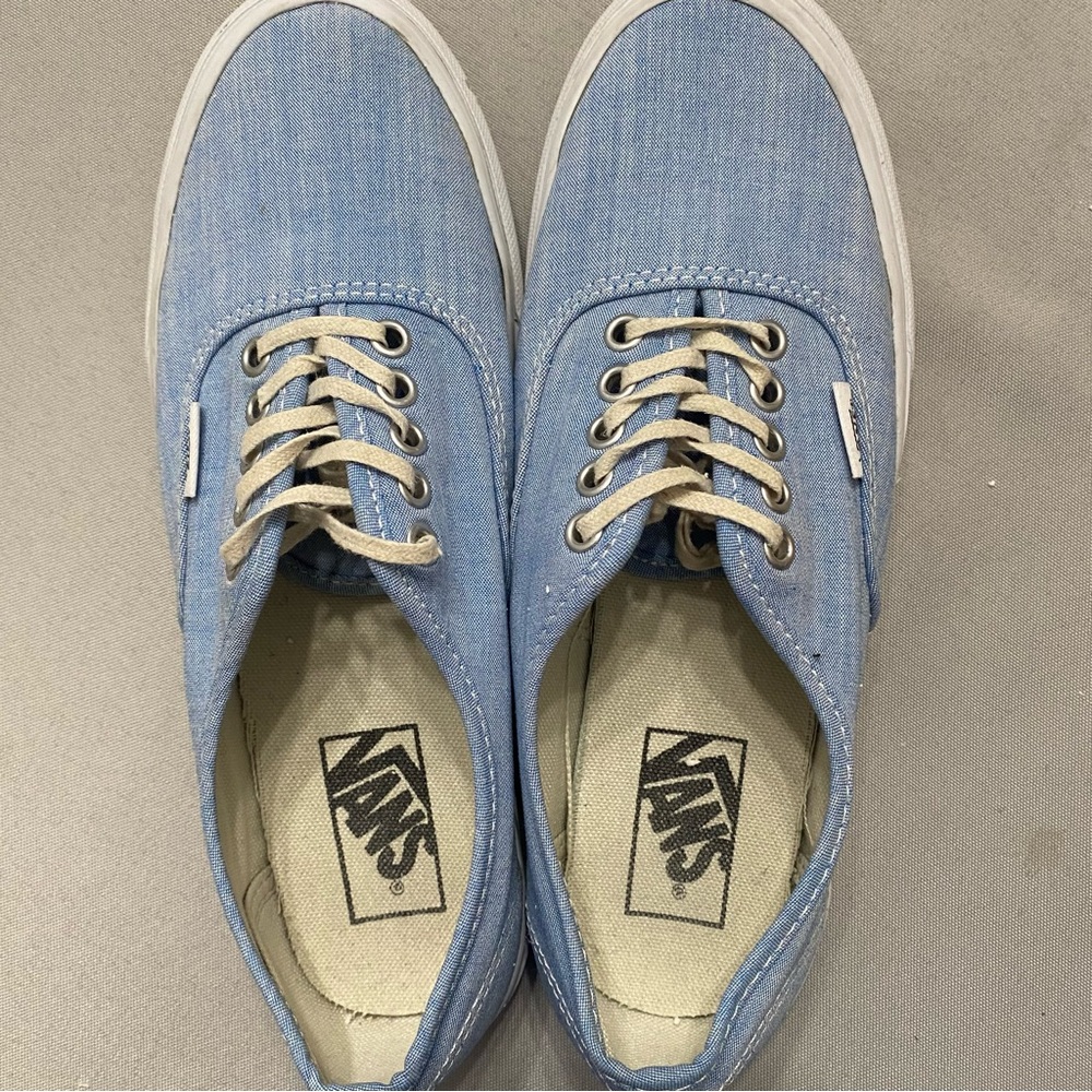 Vans Authentic Chambray Blue Low Top Sneakers Women's 7.5 Men's 6